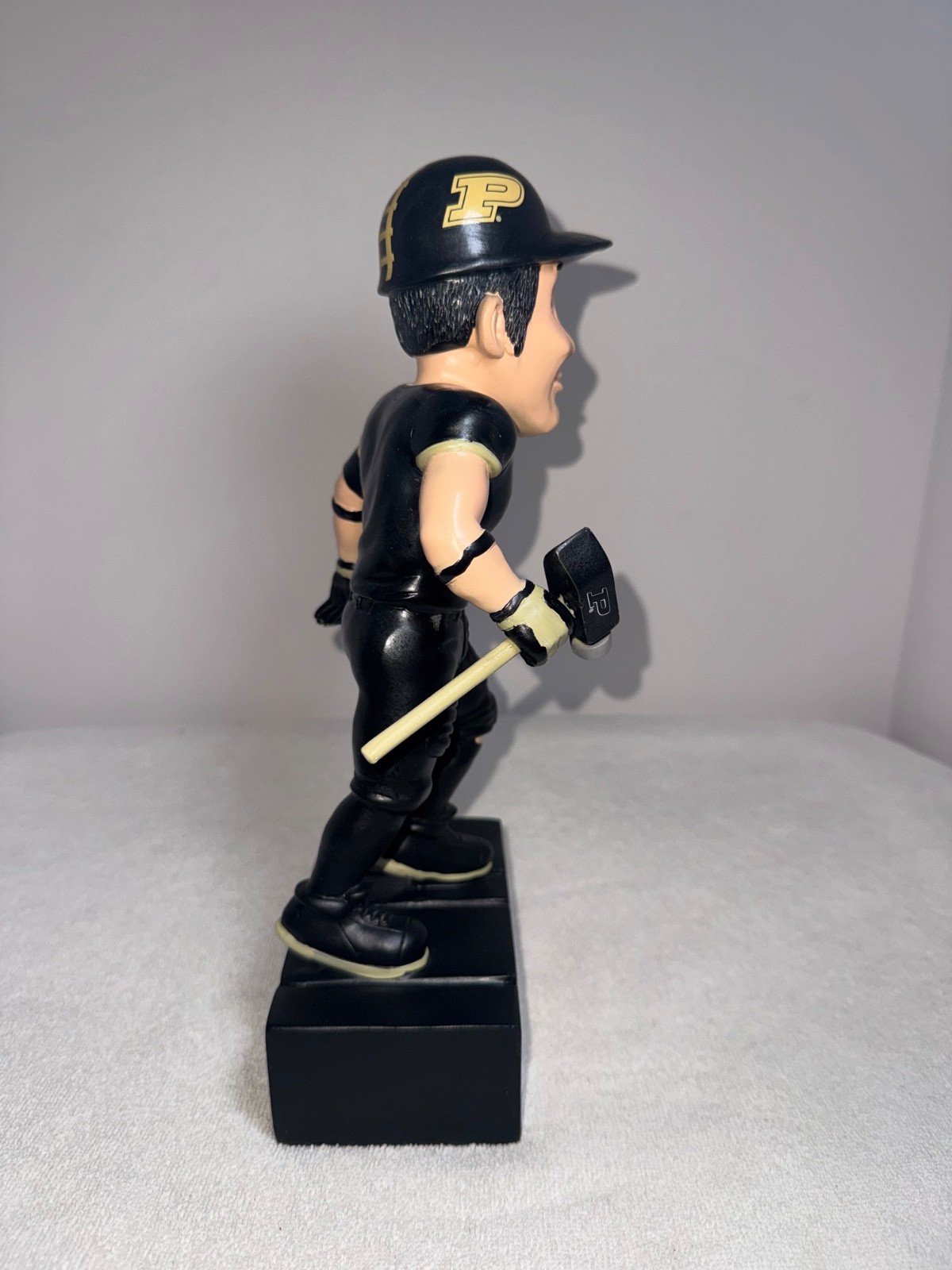 Purdue University Boilermakers Ceramic Resin Statue Mascot Purdue Pete Rare 12″