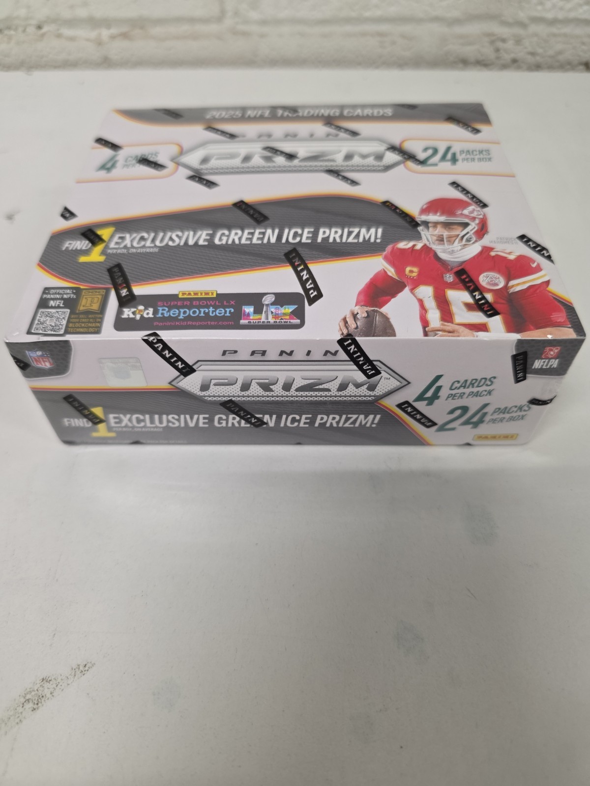 Factory Sealed Retail Box 2025 Panini Prizm NFL Football Cards FAST SHIP