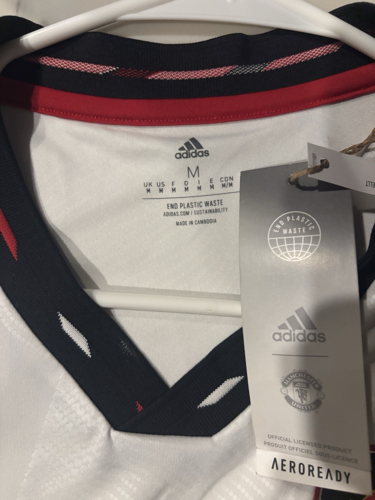 22/23 Adidas Size Medium Manchester United Soccer Jersey White Brand New