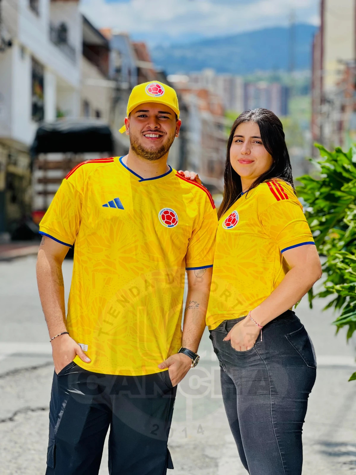 Colombia Selection Player T-Shirt YELLOW Sizes M L XL