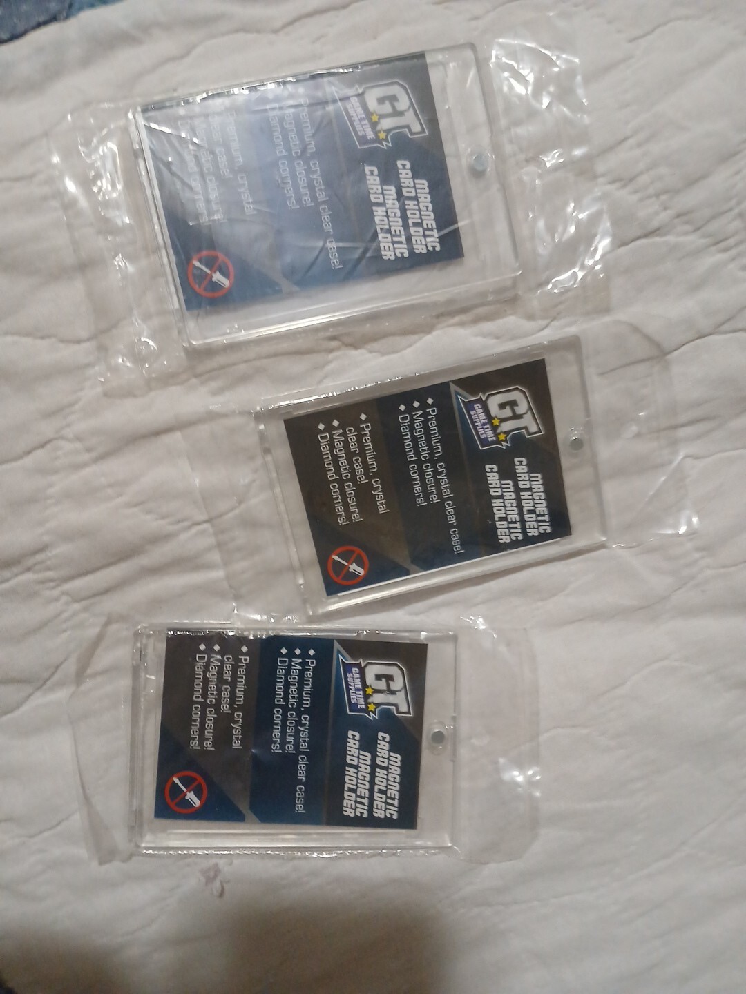 Magnetic Card Holder (One Touch) Fits up to 35pt Cards! 3 Pack