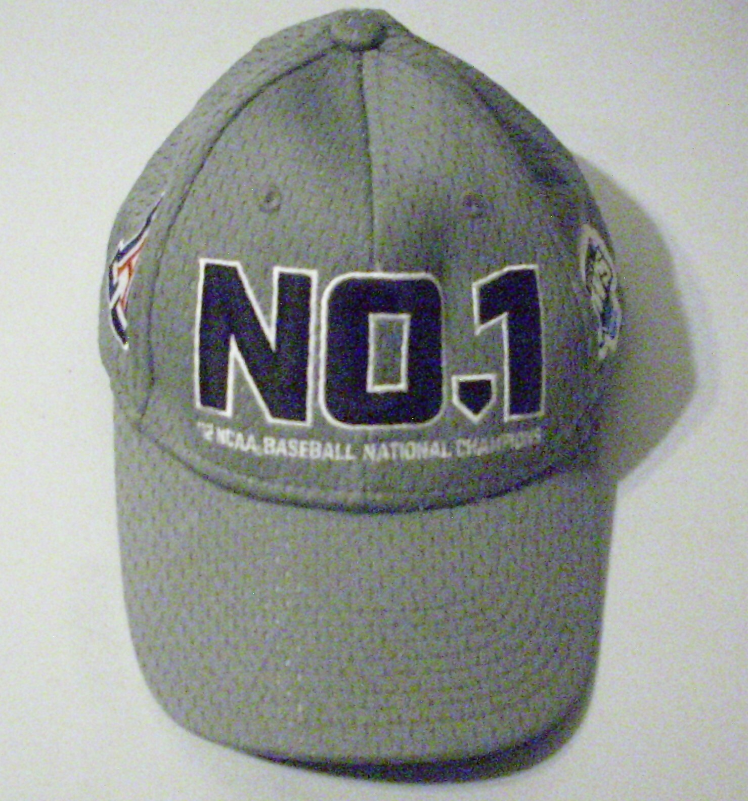 NCAA CWS 2012 Arizona No. 1 Champions Hat Ball Cap Nike Team One Size Fits Most