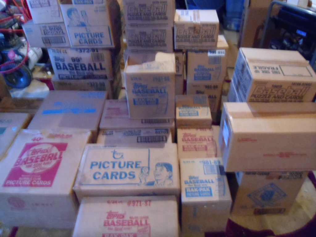 FREE TOPPS CARDS FROM THE 1960s WITH PURCHASE OF UNOPENED BASEBALL CARD PACKS