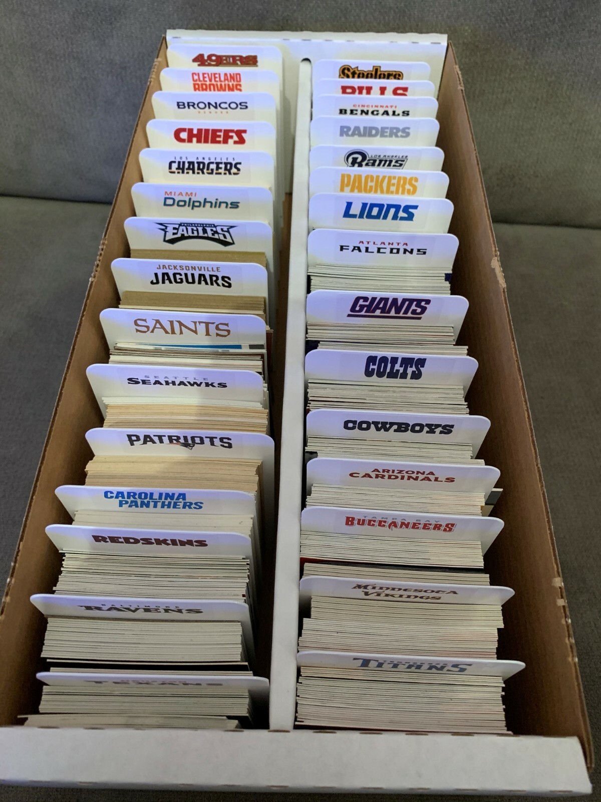 (32) Sports Card Tall Dividers With (32) FREE Customized NFL Wordmark Labels