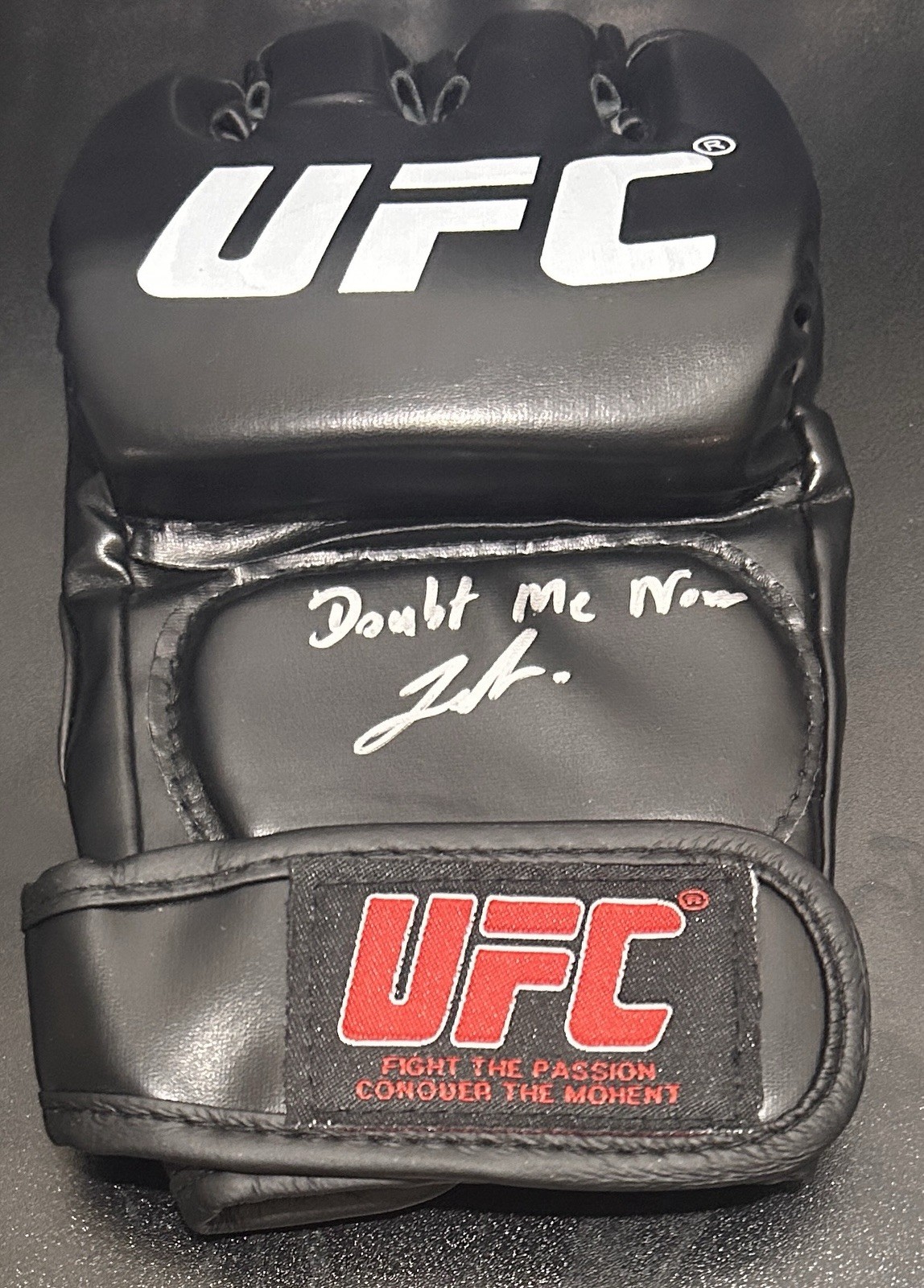 Joshua “The Fearless” Van Signed Glove. Beckett COA. UFC. MMA. Flyweight.