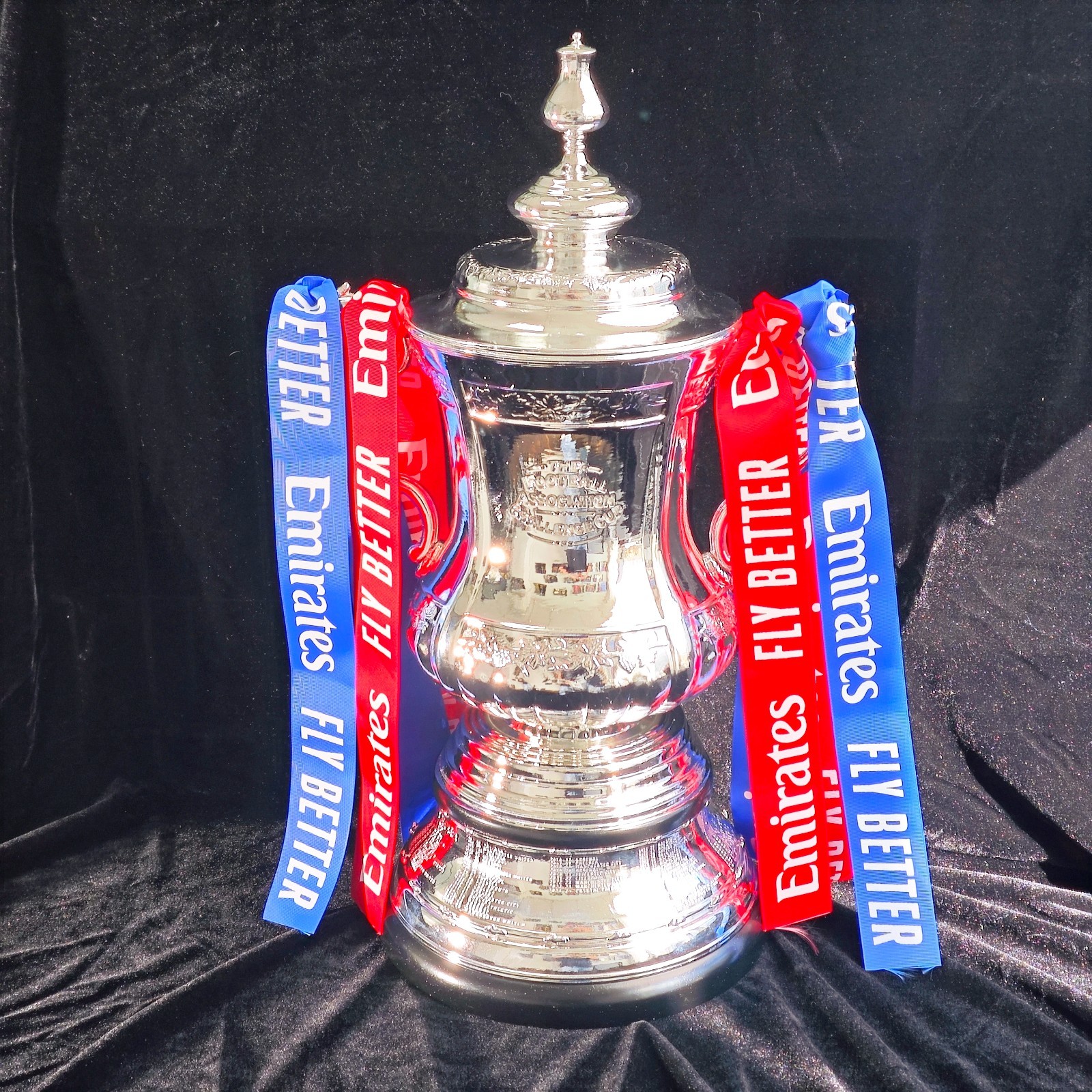 FA Cup Championship Trophy 61.5cm Resin Trophy With Ribbon（upgrade） Full Size