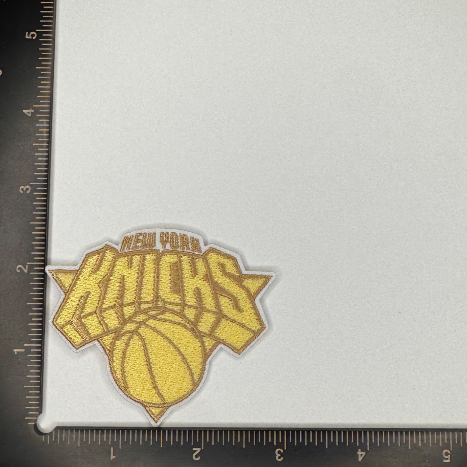 New York Knicks Iron on Patch Gold Finals Trophy