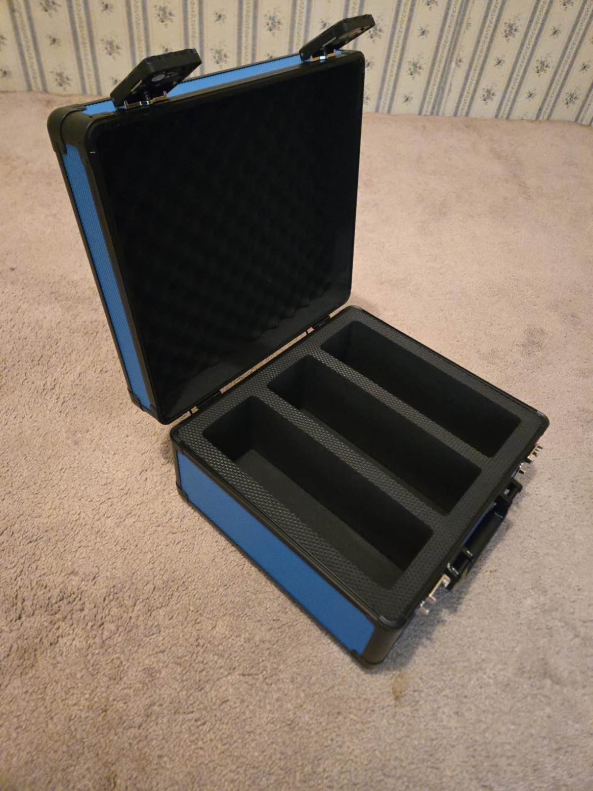 Zion Design Trading Card Storage – TSA Lock – Navy Blue#