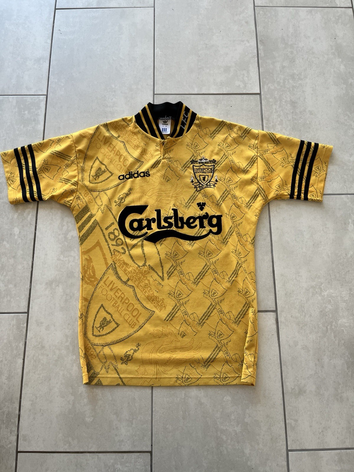 Liverpool 1994/1996 Third Shirt – Size S – Excellent Condition