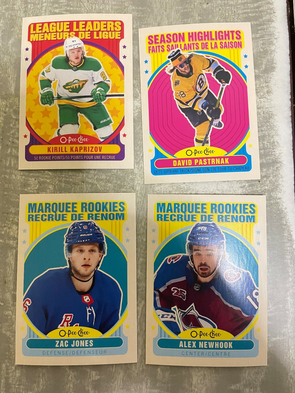 2021-22 O-PEE-CHEE – RETRO ( 301 – 600 ) – COMPLETE YOUR SET – YOU PICK