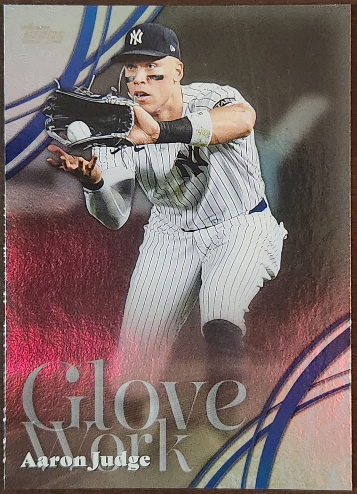 2026 Topps Series 2 Aaron Judge Glove Work GW-32 New York Yankees