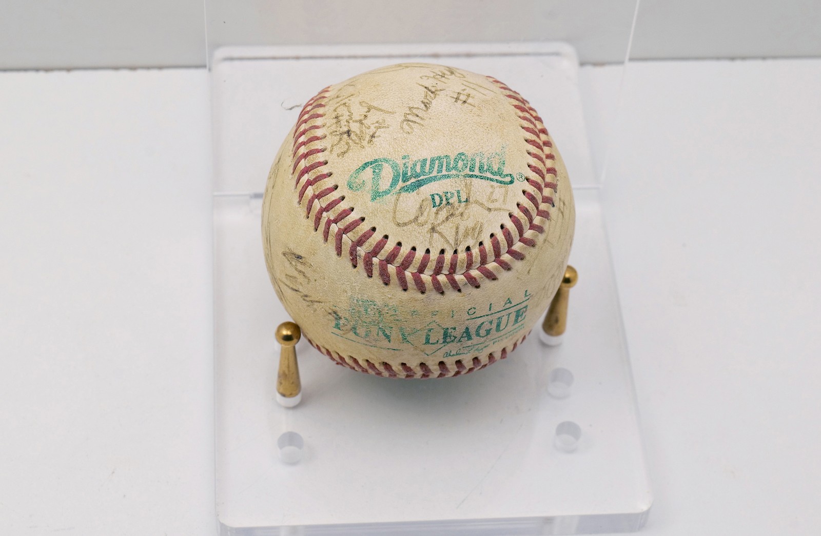 Diamond Pony League Baseball Team-Signed w/ Multiple Autographs No Stand