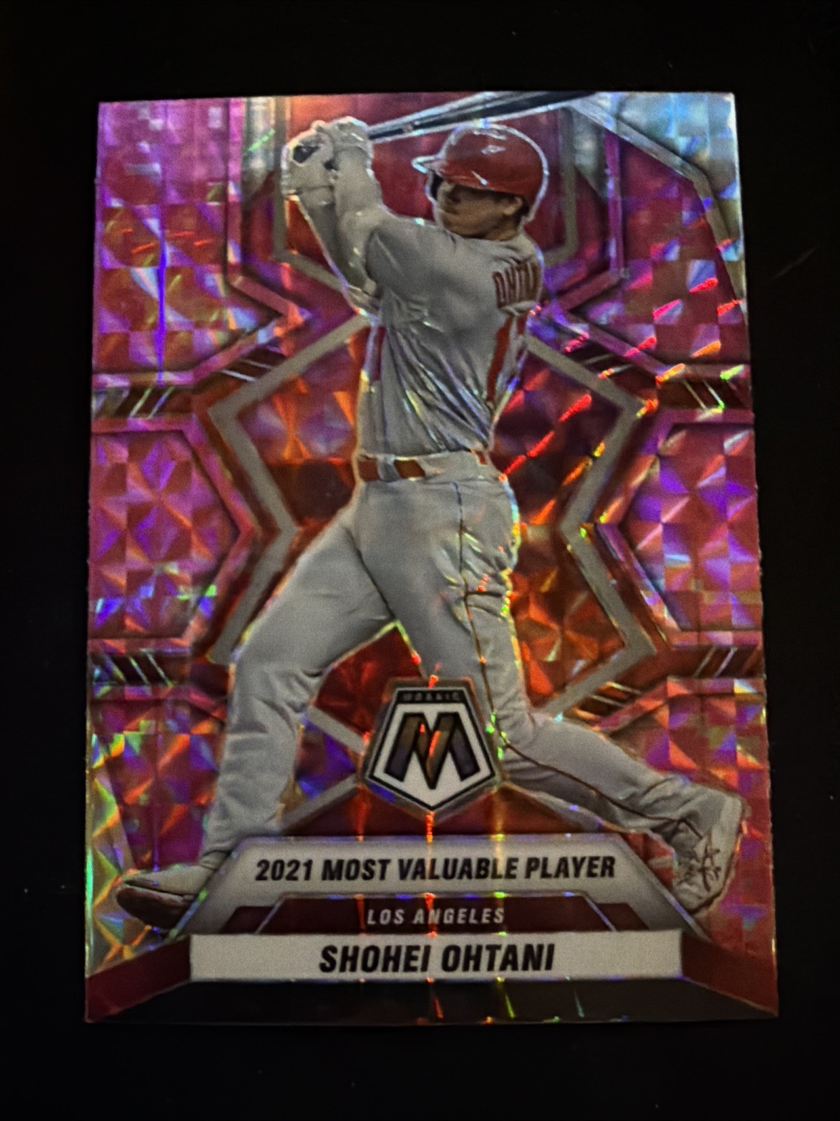 2022 Panini Mosaic – 2021 MVP Shohei Ohtani #281 Pink Camo Refractor