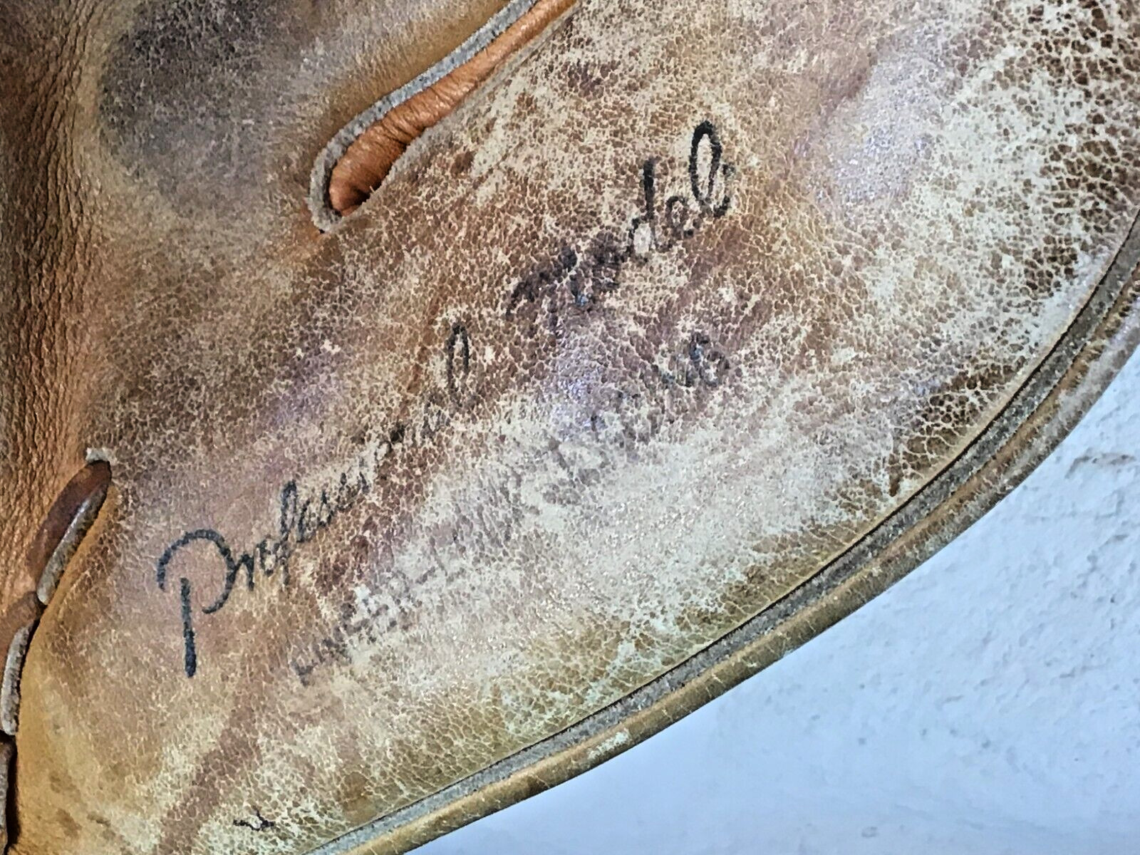 Vintage WARDS HAWTHORNE Leather Baseball Glove Professional Model Japan