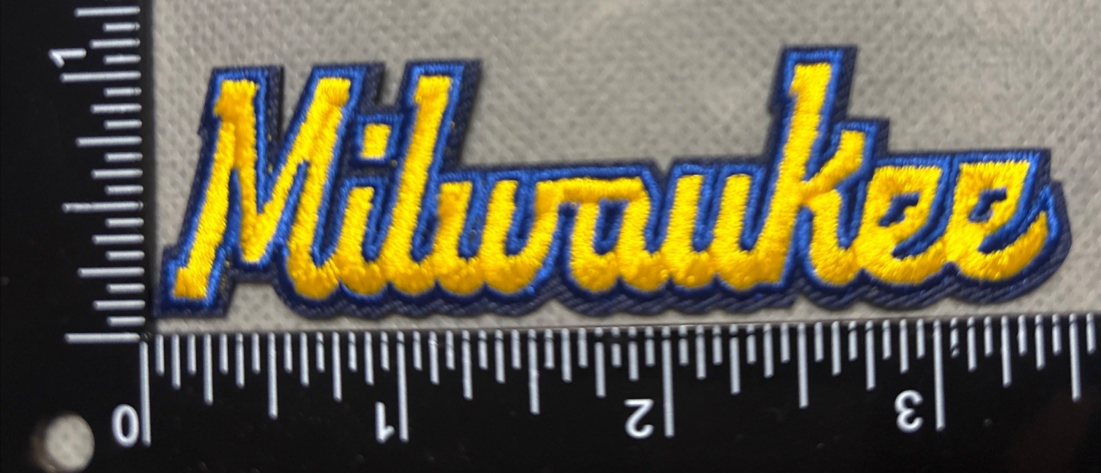 MILWAUKEE BREWERS MLB BASEBALL EMBROIDERED IRON ON PATCH