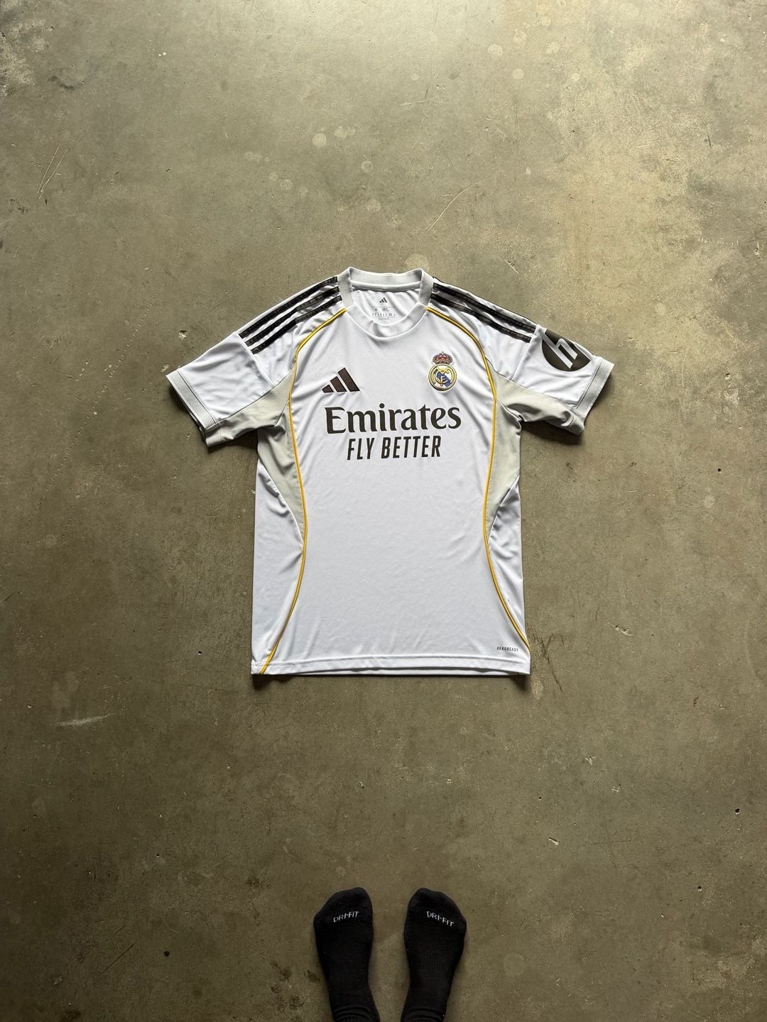 Adidas Real Madrid 2025-26 Home Soccer Jersey