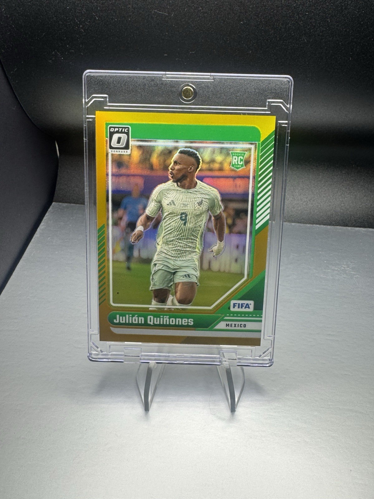 2024-25 Panini Donruss Fifa – Optic Julian Quinones #44 Gold /10 True Gold RC