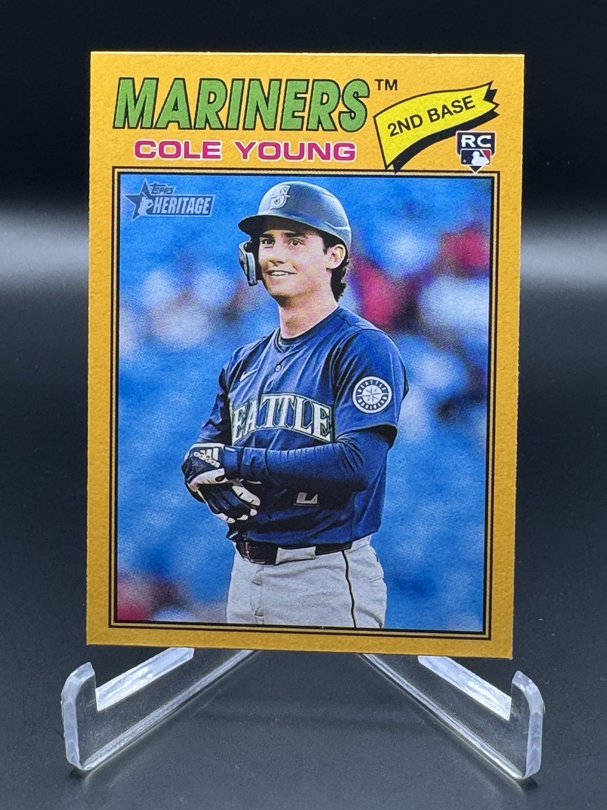 2026 Topps Heritage – Cole Young #142 Dark Yellow Border (RC) | Mariners