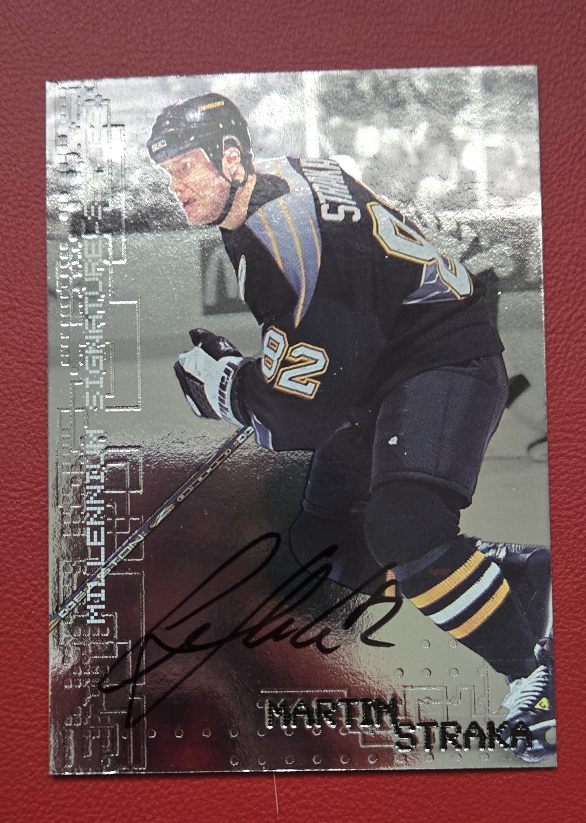 1999-00 In the Game Be A Player Millennium Signature Series – Martin Straka #198