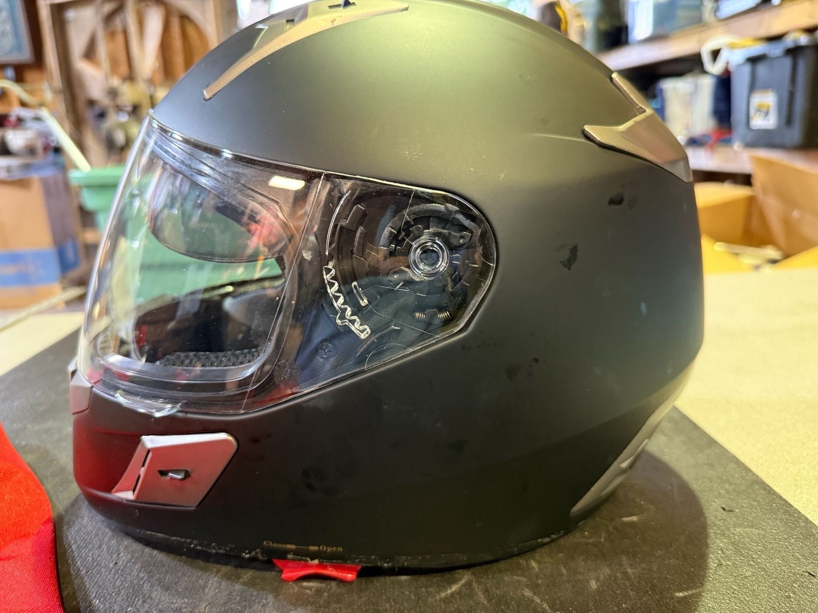 Bilt Full Face Motorcycle Helmet with Drop-Down Sun Visor Matte Black Size M(X)