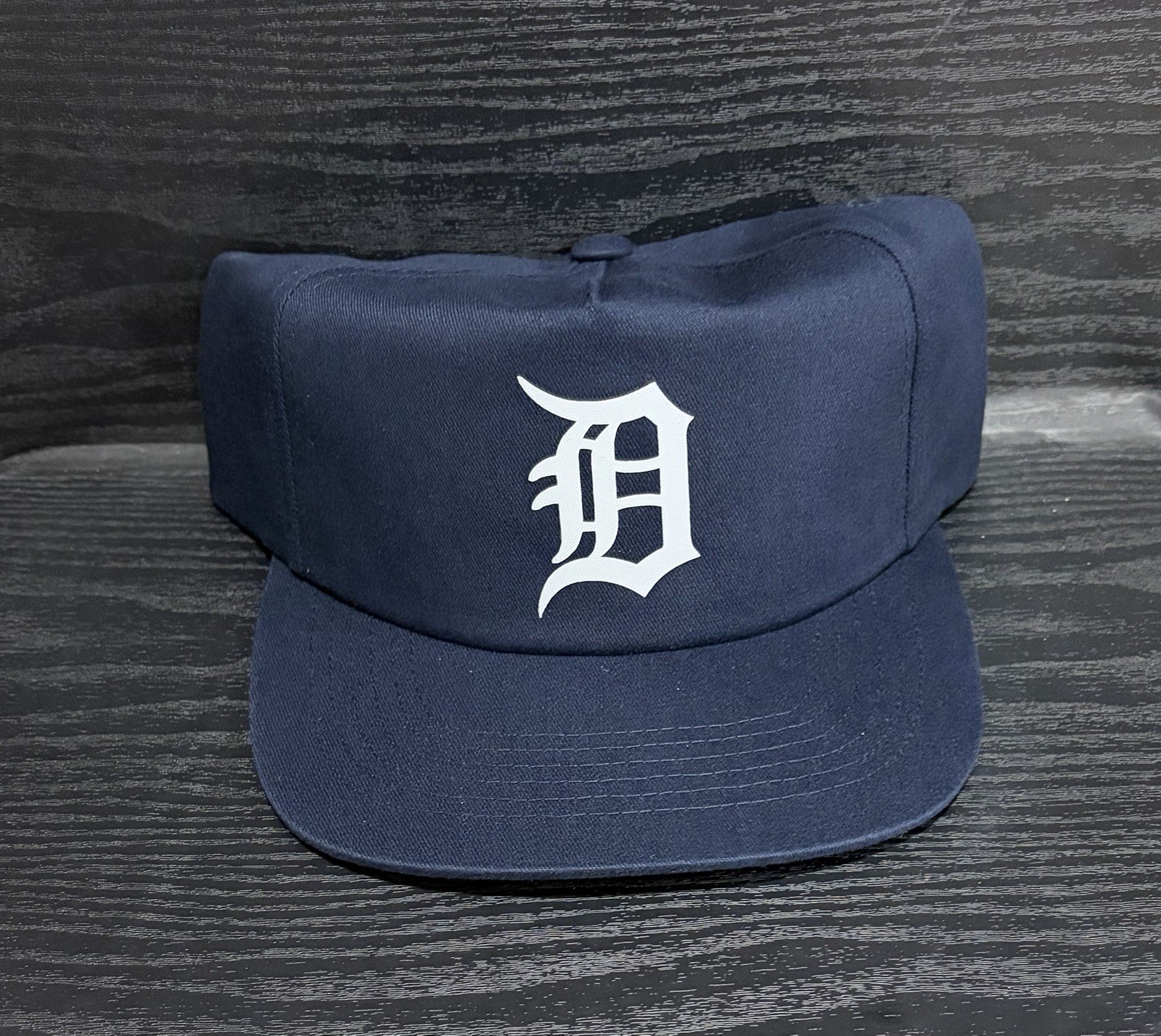 Detroit Tigers 5 Panel Unstructured SnapBack Vintage Style Mid Profile