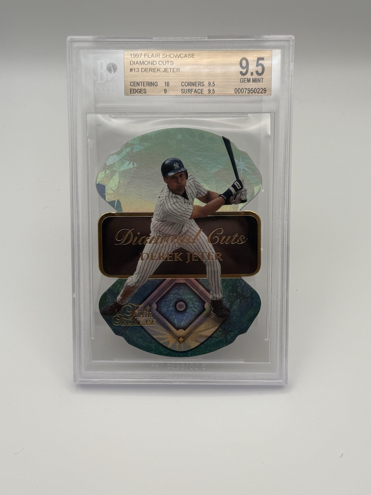 🔥1997 FLAIR SHOWCASE DIAMOND CUTS DEREK JETER HALL OF FAMER DIE-CUT RARE INSERT