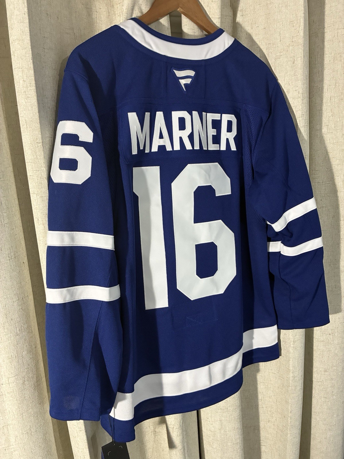 Toronto Maple Leafs Mitch Marner Fanatics Blue Home Premium Jersey Size 46 (S)
