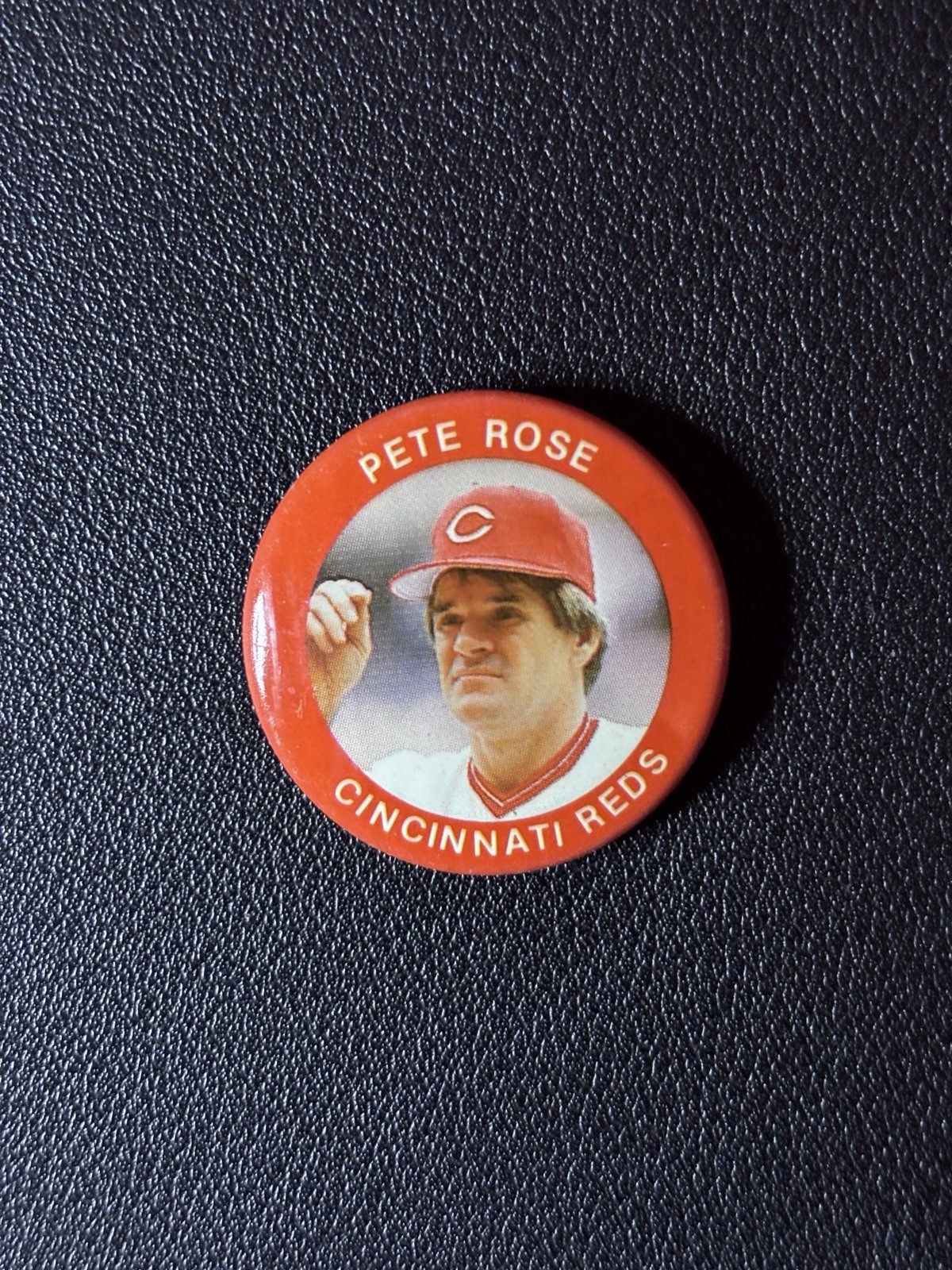 1984 Fun Foods #4 Pete Rose Cincinnati Reds MLB Button Pin