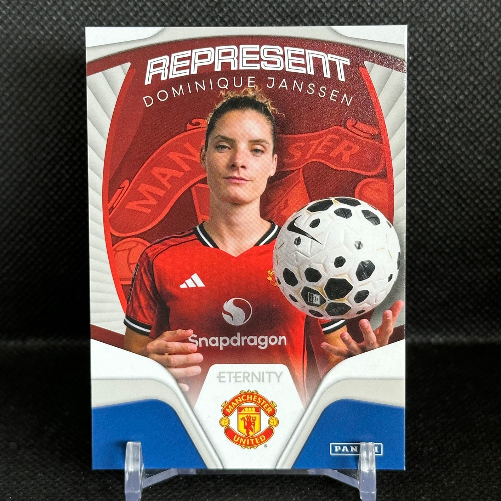 DOMINIQUE JANSSEN Represent 23 • 2025/26 Panini Eternity Man United (US Seller)