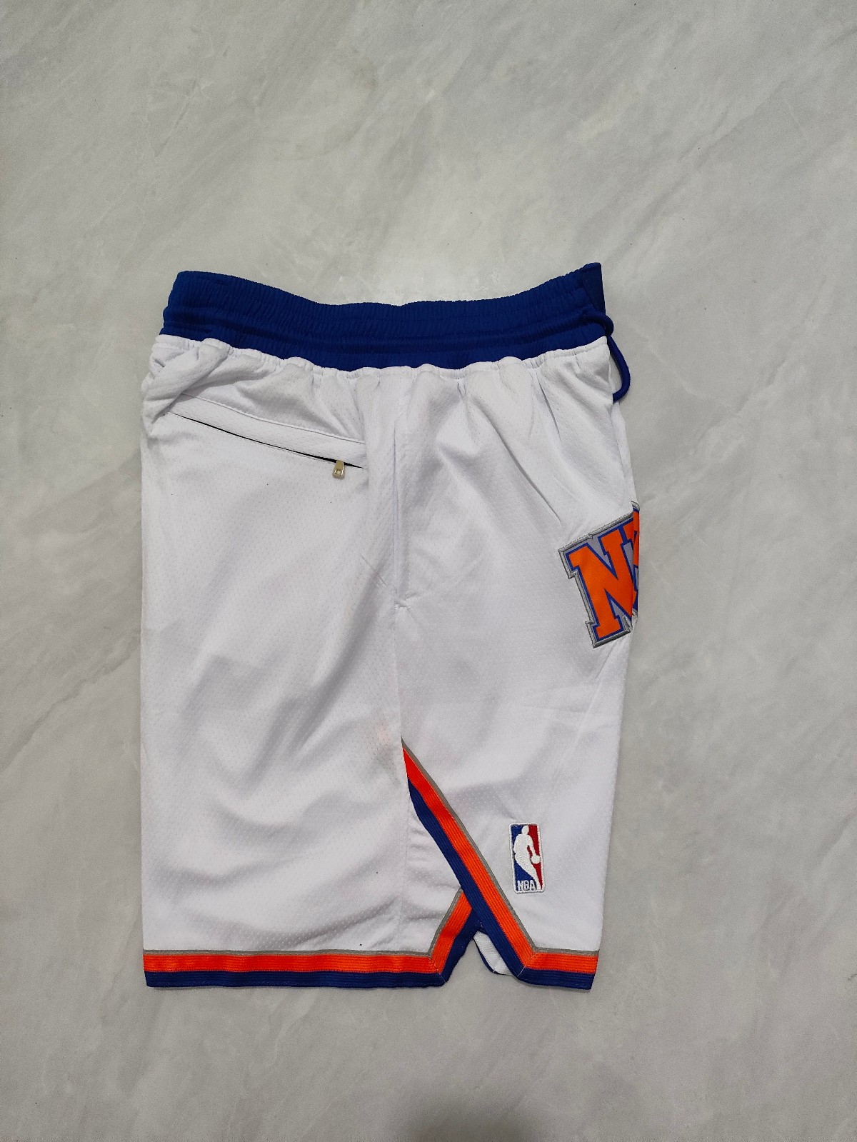 New York Knicks Men White Pockets stitched Shorts Size US