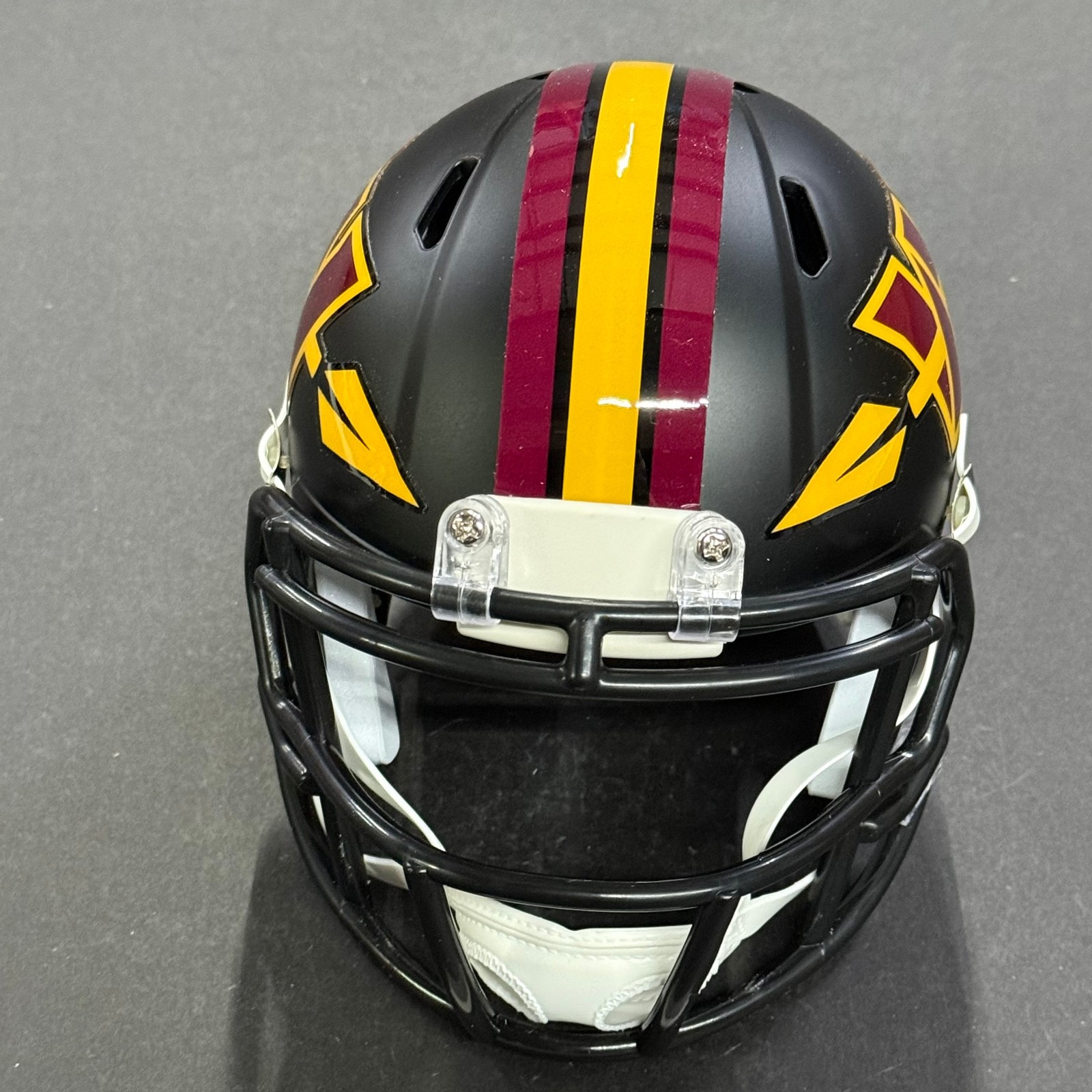 Washington Commanders 2026 Black Alternate Riddell Speed NFL Mini Helmet NEW!