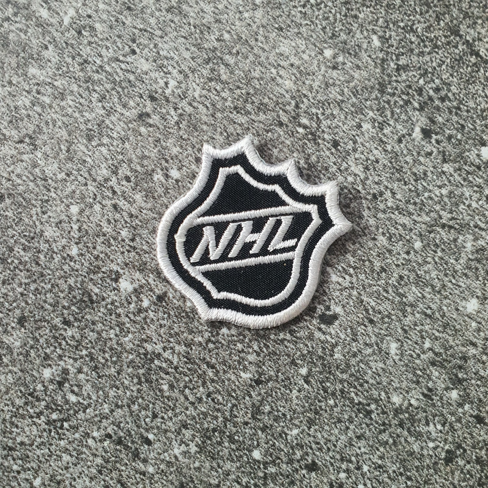 5pcs Embroidery NHL Shield Patch Iron on Logo For Jersey Pants Jacket