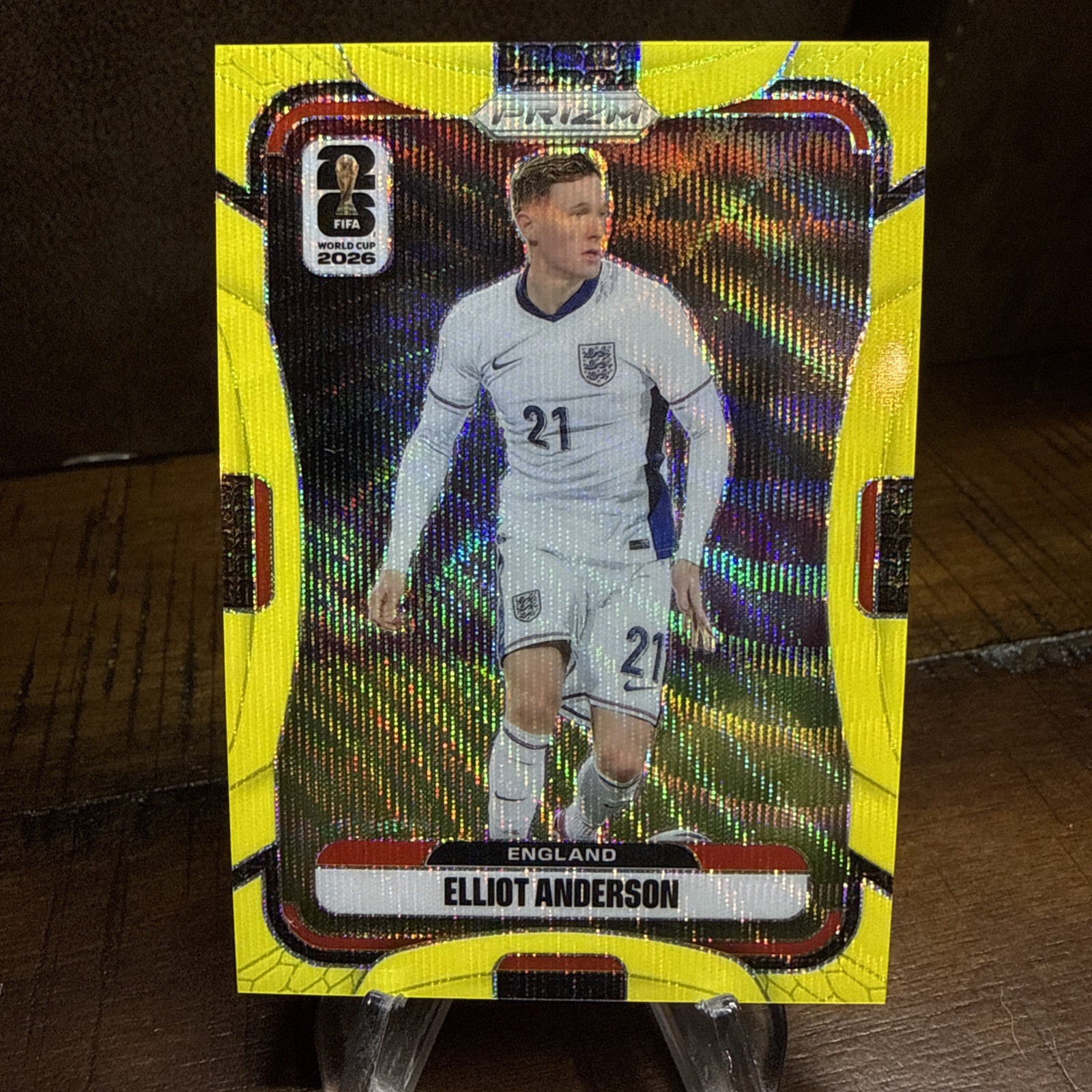 Elliot Anderson 2026 Prizim World Cup England 104 Yellow Wave /180