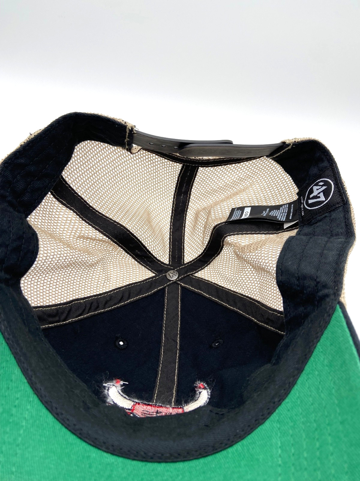 Chicago Bulls Black Hat Mesh Snapback Trucker ’47 Brand Clean Up Cap NBA New