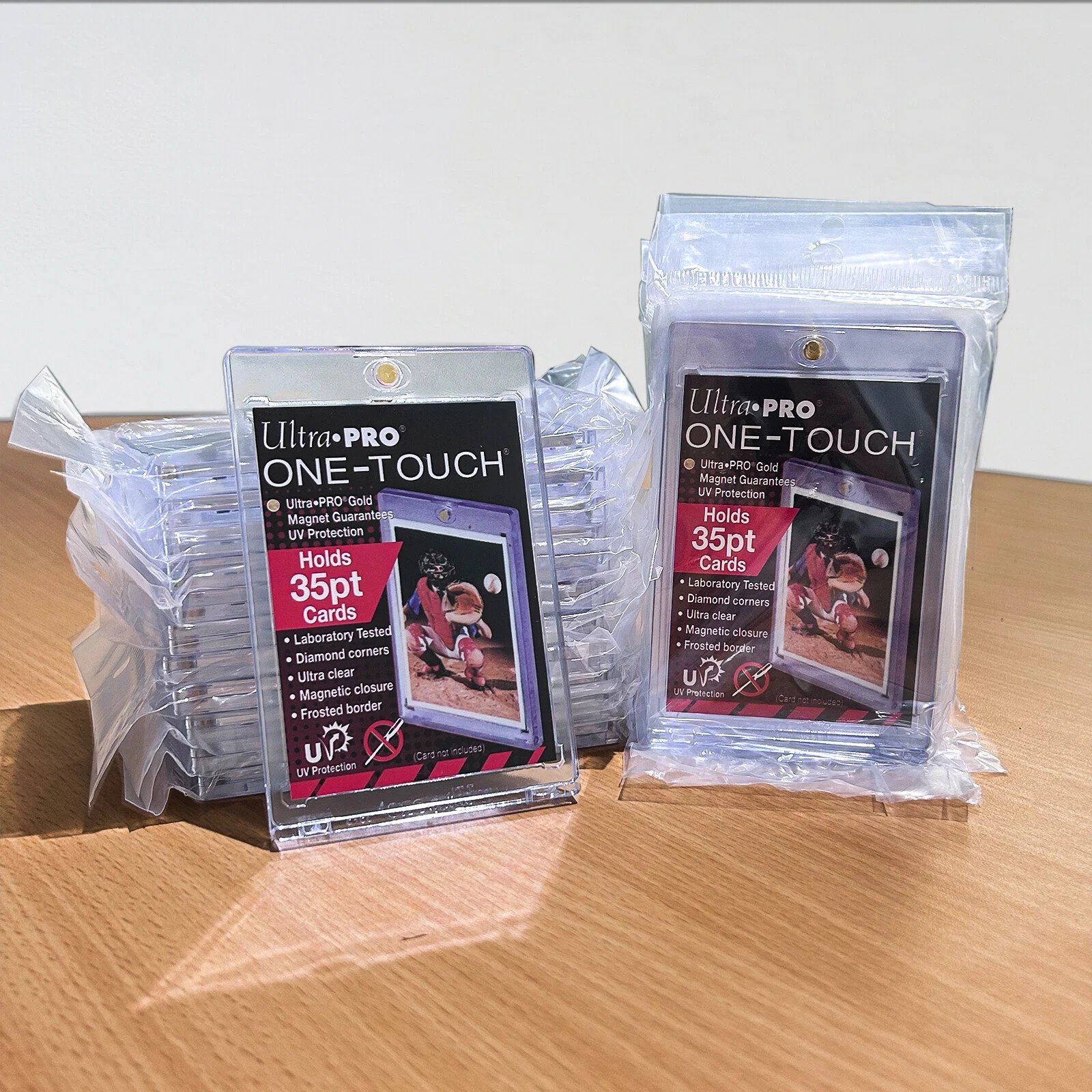 ULTRA PRO 35PT ONE-TOUCH MAGNETIC TRADING CARD HOLDER PROTECTION – 25 COUNT PACK