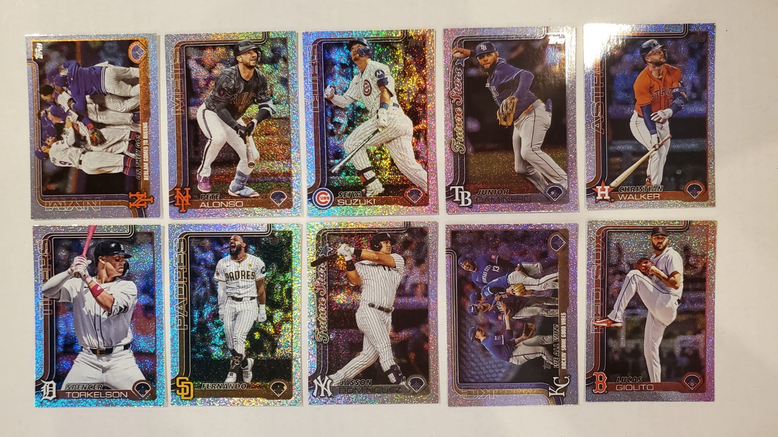 2025 Topps Series 2- SANDGLITTER PARALLELS – Card #s 351-700 – U Pick