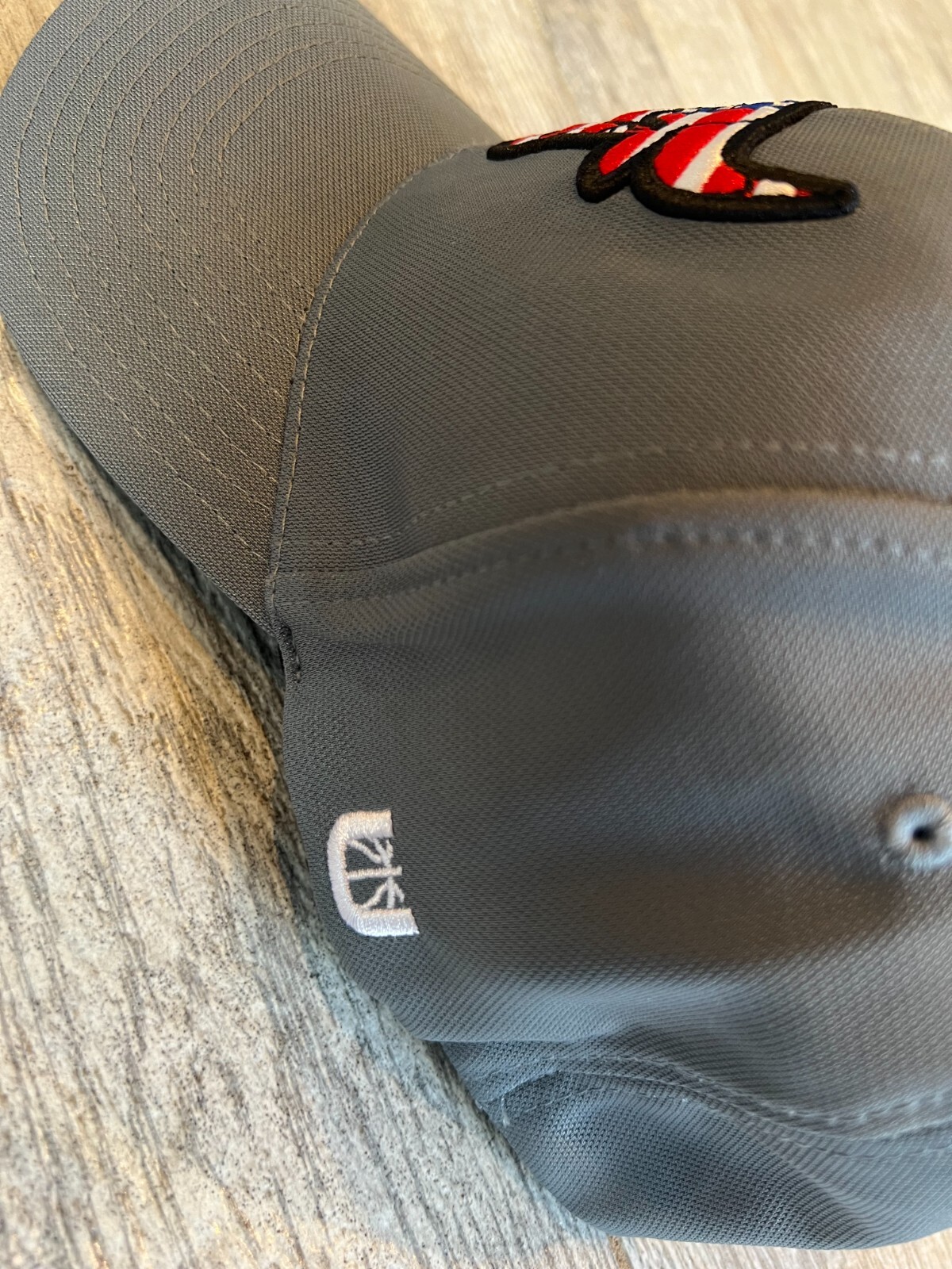 Chicago Bulls NBA Stretch Fit Hat USA Flag Gray OSFM Ultra Game Basketball