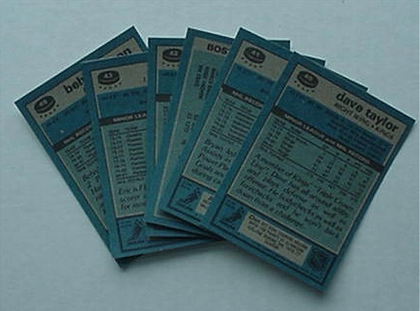 1981-82, 1978-79 & 1977 (GLOSSY) TOPPS HOCKEY SINGLES **40¢ EACH+ **$3 MINIMUM*