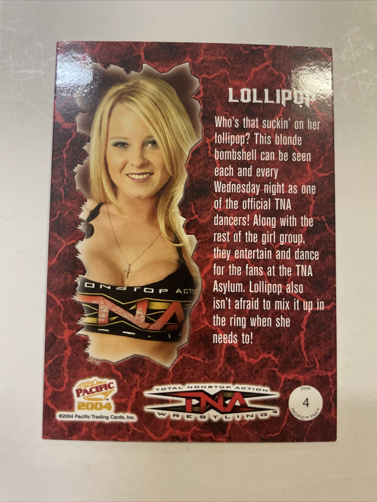 2004 Pacific TNA Lollipop Autographed Card #4 TNA Diva A-8