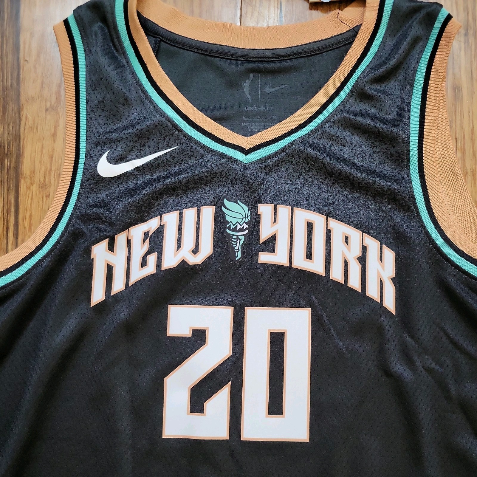 Nike WNBA #20 Sabrina Ionescu New York Liberty Jersey Sz XL 52 NWT