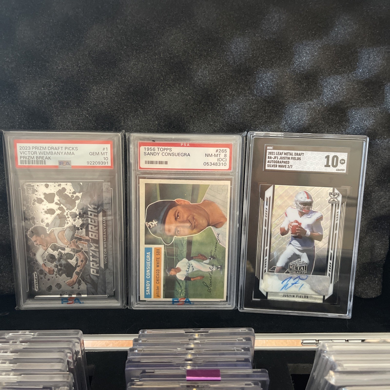 HUGE BASEBALL CARD LIQUIDATION FIRE 🔥 SALE! 2000 Cards. Read description