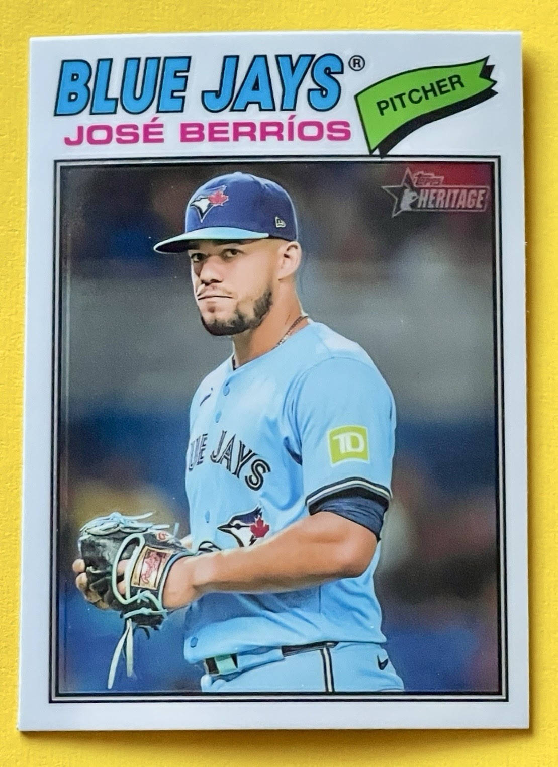 2026 Topps Heritage – José Berríos #56 Chrome Toronto Blue Jays