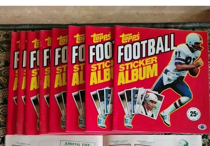 1981 Topps Football Sticker Albums Complete empty Clean ( No Stickers )