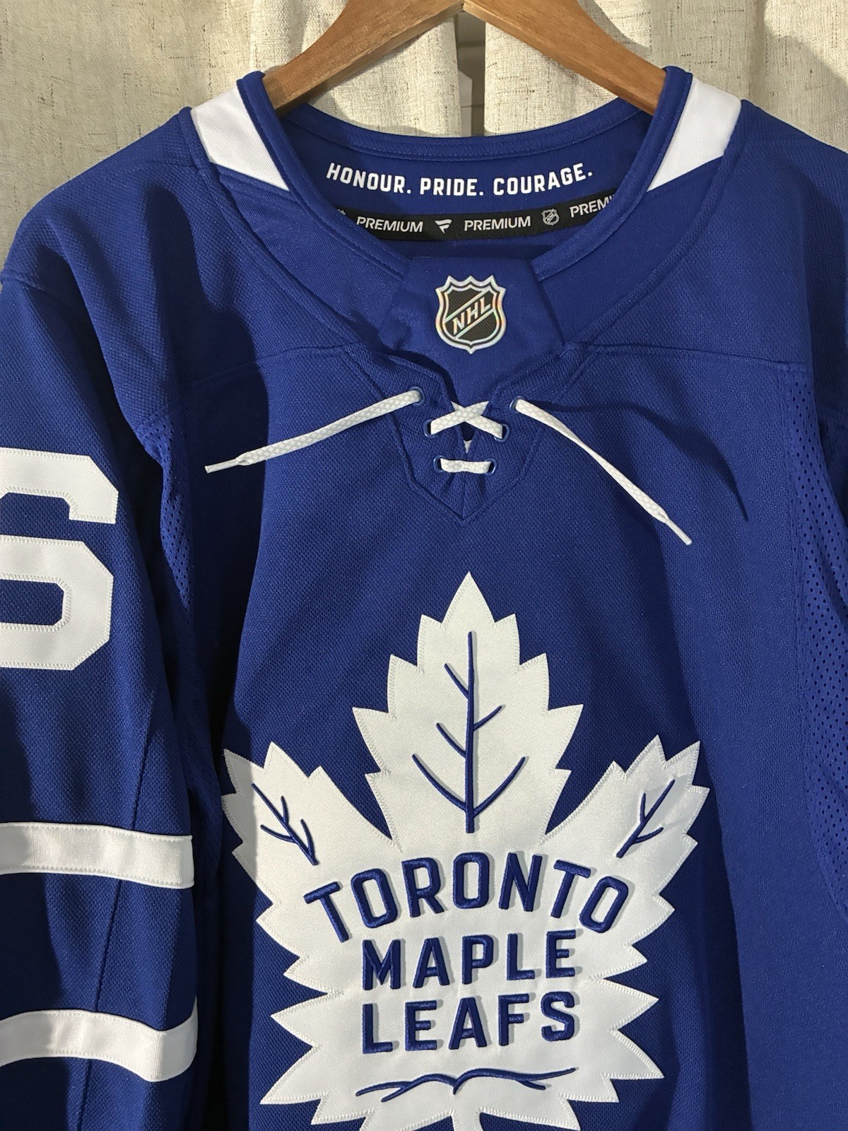 Toronto Maple Leafs Mitch Marner Fanatics Blue Home Premium Jersey Size 46 (S)