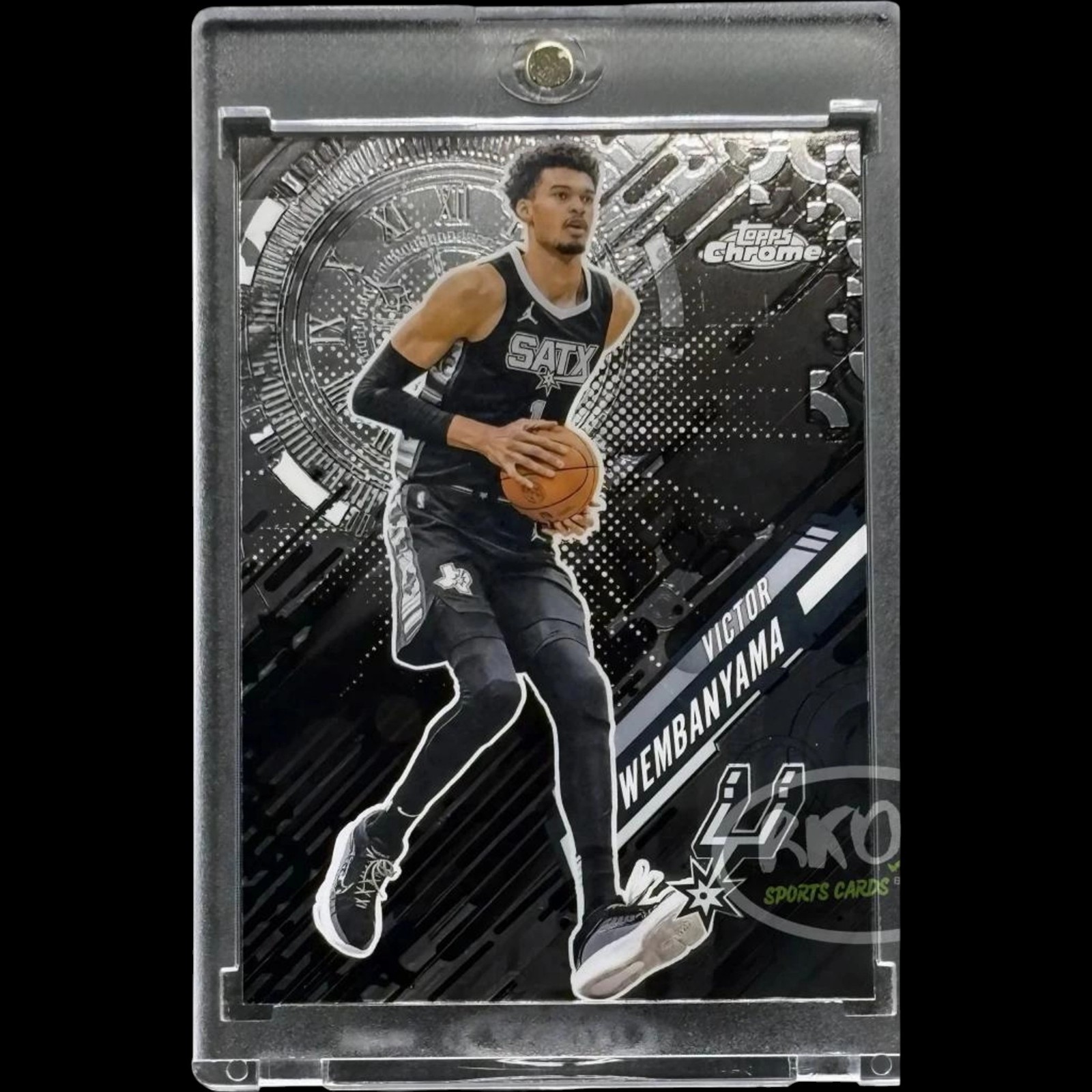 Victor Wembanyama RARE BLACK CHROME CARD TOPPS CHROME SPURS MINT