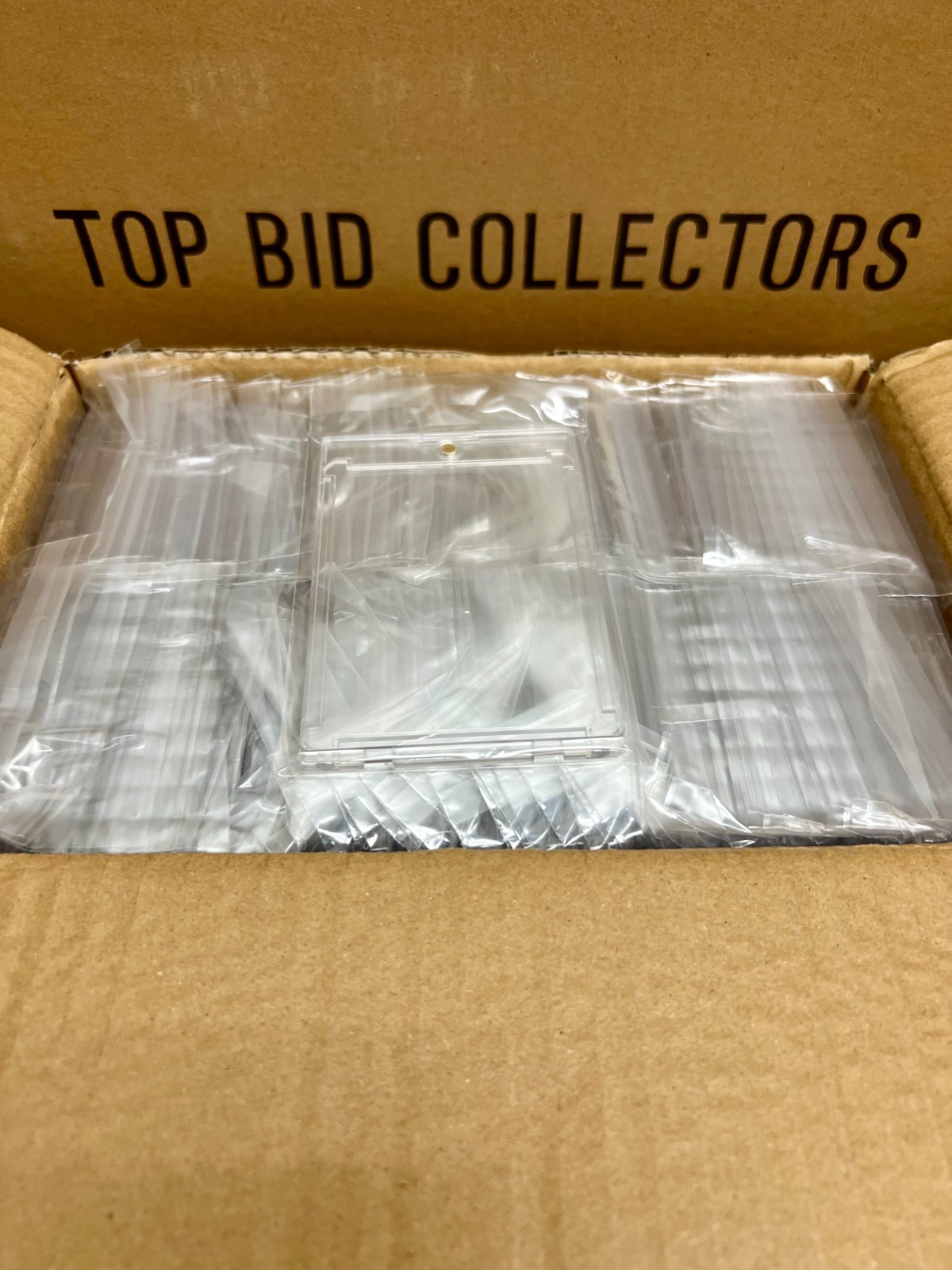 500 Pack Magnetic Trading Sports Card ULTRA-THIN Holder 35pt One-Touch Hard Case