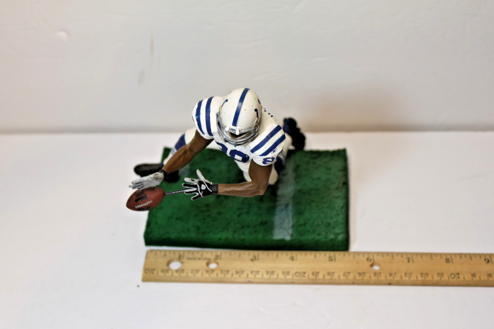 2004 McFarlane NFL Indianapolis Colts Football Action Figure #88 Marvin Harrison