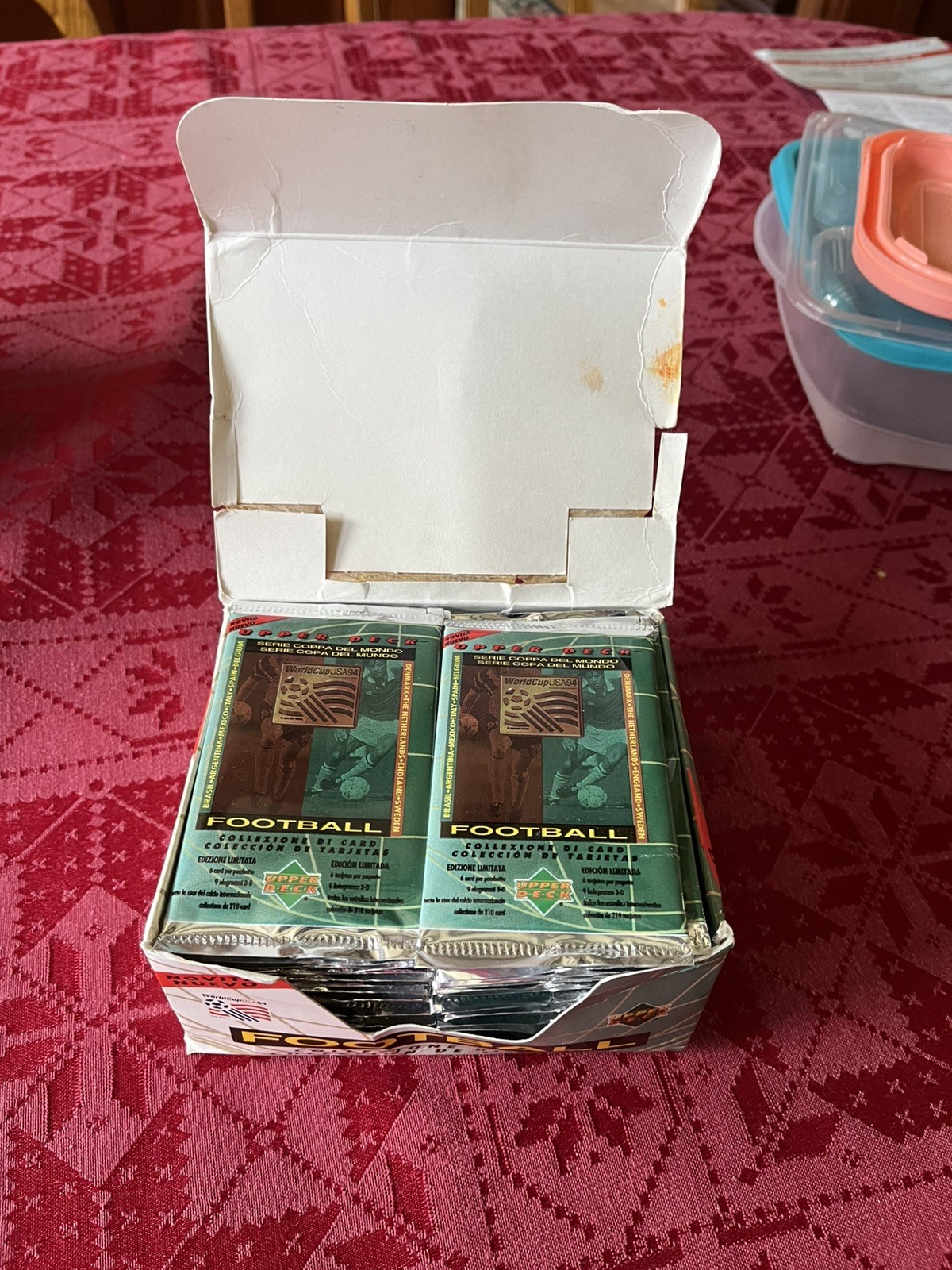 Upper Deck World Cup USA 1994 Soccer Card Box 50 packs Open box