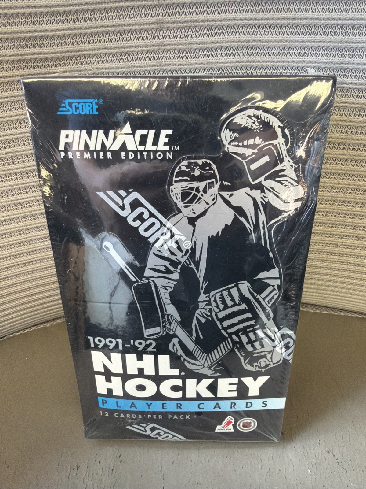 1991-92 Score Pinnacle NHL Hockey Premier Edition 36 Packs – Factory Sealed Box