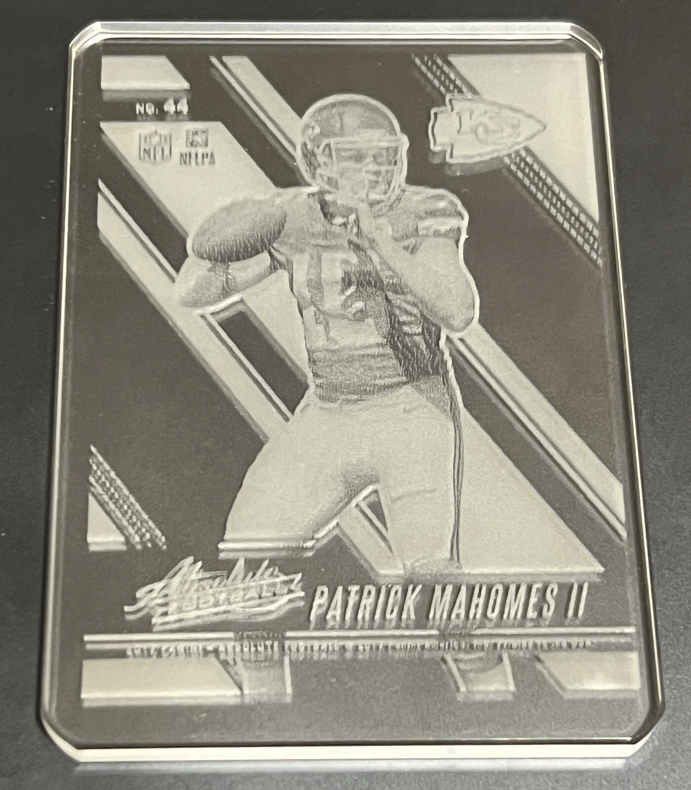 SSP RC Patrick Mahomes 2017 Absolute Memorabilia Glass Parallel Rookie Case Hit